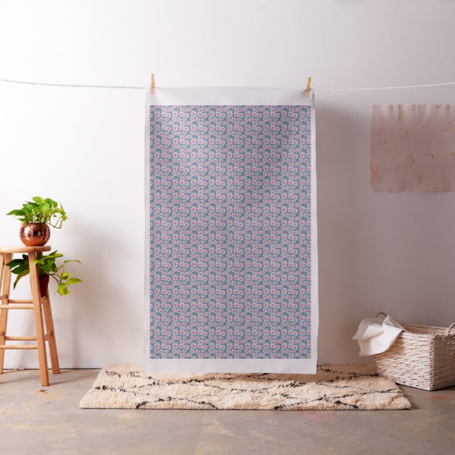 Grått Rosa Blommigt under Blue Background Fabric Tyg (In Situ)