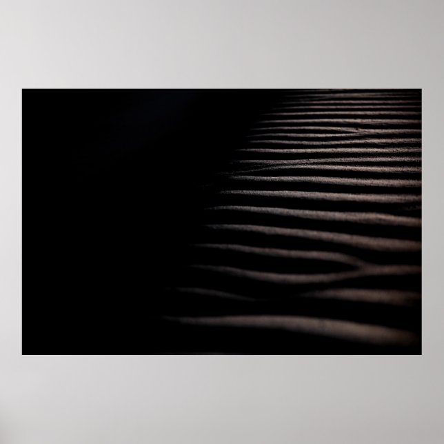 GRÅTT SAND I CHIAROSCURO PHOTOGRAFI POSTER (Framsidan)