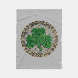 Grått Shamrock on Celtic Knots Fleece Blanket