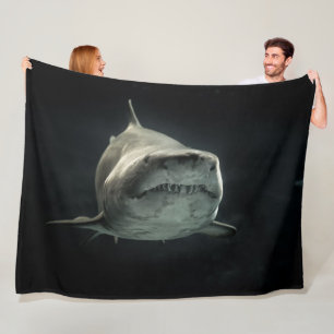 GRÅTT SHARK FLEECEFILT