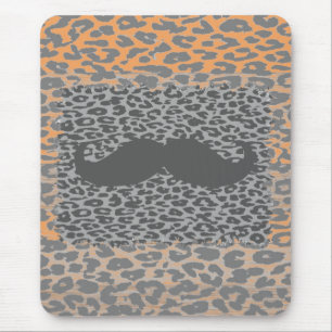 Grått skägg och leopardmönster musmatta