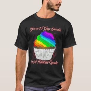 Grått Sprinkle på en regnbågscupkaka Sarcastic Sas T Shirt