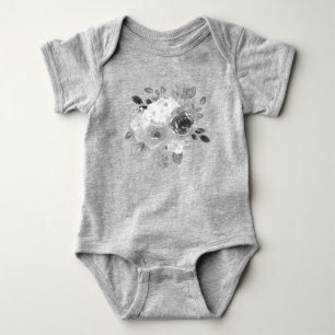 grått t-shirt