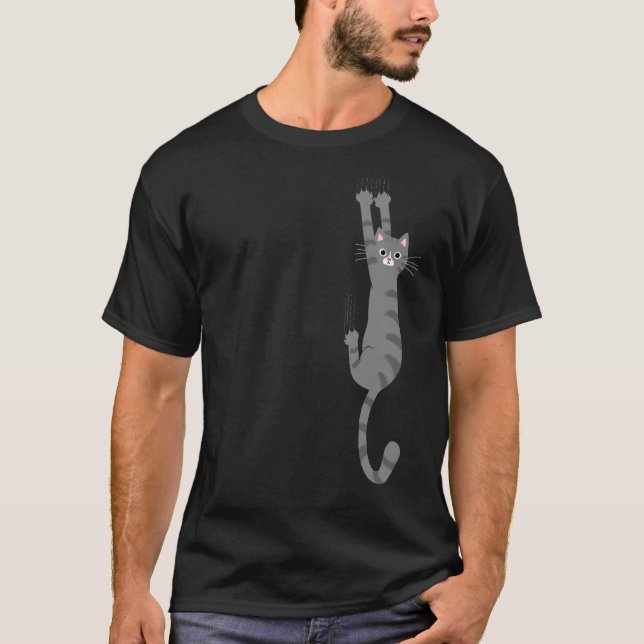 Grått Tabby katt Hanging on | Lättare Grått-randig T Shirt (Framsida)