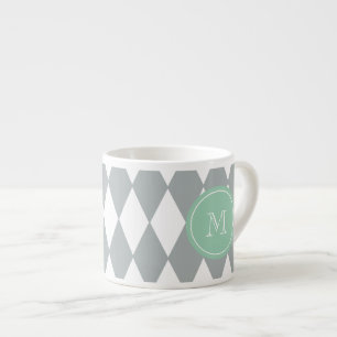 Grått vitHarlequinmönster, grön Monogram för Mint Espressomugg