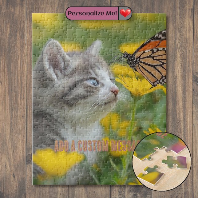 Grått Vitt Kattunge Monarkfjäril Pussel (Grey White Kitten Monarch Butterfly Jigsaw Puzzle)