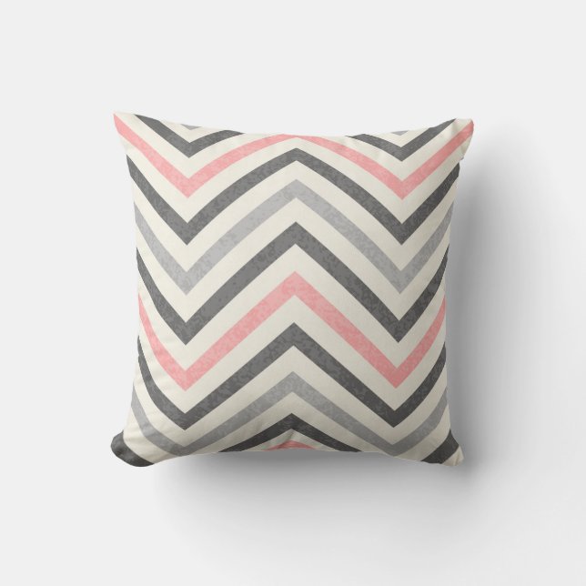 Grått Vitt och Baby Rosa Chevron Mönster Kudde (Framsida)