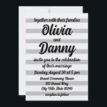 Grått White Candy Rand Cute Beach Wedding Inbjudningar<br><div class="desc">Grått White Candy Rand Cute Beach bröllopsinbjudan designad av Nisha Prabhu. Helt Anpassade. Anpassa med dina detaljer. Inbjudan till Grått White Candy Rand Cute Beach Wedding är en charmerande och lovvärd utformning som kombinerar ett strandtema med en aning söthet. Inbjudan innehåller en härlig mönster av grått och vitt kandiserat rand,...</div>