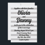 Grått White Candy Rand Cute Beach Wedding Inbjudningar<br><div class="desc">Grått White Candy Rand Cute Beach bröllopsinbjudan designad av Nisha Prabhu. Helt Anpassade. Anpassa med dina detaljer. Inbjudan till Grått White Candy Rand Cute Beach Wedding är en charmerande och lovvärd utformning som kombinerar ett strandtema med en aning söthet. Inbjudan innehåller en härlig mönster av grått och vitt kandiserat rand,...</div>