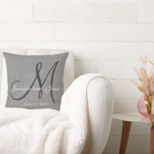 Grått White Linen Monogram Bröllop Keepsaké Kudde