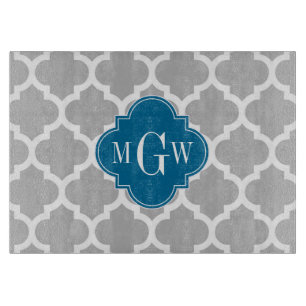 Grått White Moroccan #5 Peacock 3 Initial Monogram