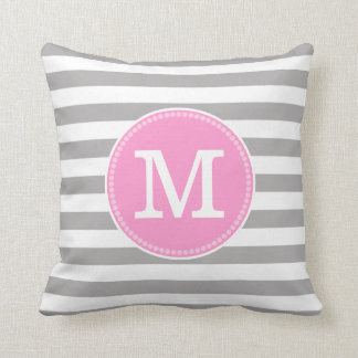 Grått White Rand Minimal Pastel Rosa Monogram Kudde