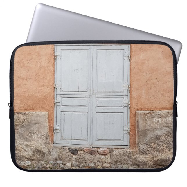 GRÅTT WOODEN DOOR LAPTOP FODRAL (Framsidan)