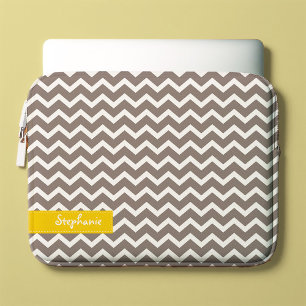 Grått Zig Zag Chevrons Mönster Laptop Fodral