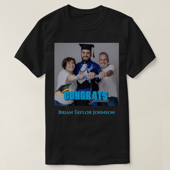 Grattis examen Modern enkel skript specialdesignad T Shirt (Design framsida)