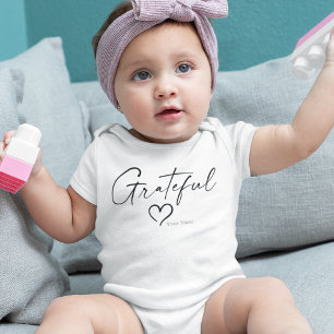 Grattis Heart Skript för minimalt Bläck T Shirt