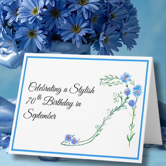 Grattis på 70-årsdagen blå asterblommor i septembe kort (Skapare uppladdad)