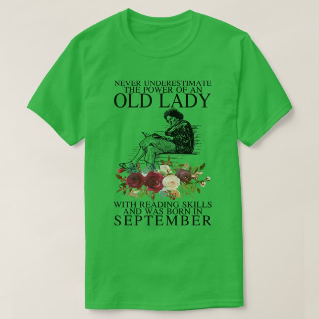 Grattis på födelsedagen Bok Älskare Nerd Born i se T Shirt (Design framsida)