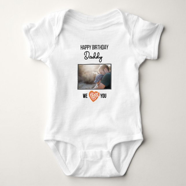 GRATTIS PÅ FÖDELSEDAGEN DADDY ANPASSNINGSBAR TEXT  T SHIRT (Framsida)