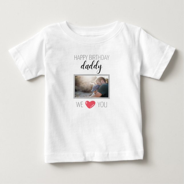 GRATTIS PÅ FÖDELSEDAGEN DADDY BABY T-SHIRT PERSONL (Framsida)