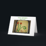 grattis på födelsedagen Friend, Gult Cake Kort<br><div class="desc">Liv- och naturfotografering,  av en kaka på framsidan och ro på baksidan,  och en på insidan av födelsedag i hälsning omfattar detta kort för en vän</div>