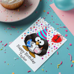 Grattis på födelsedagen Penguin Kids 1 år gammal Kort<br><div class="desc">Den här söta, roliga och unika designen har en tecknad pingvin med en födelsedagspresent och en söt födelsedagshatt, med en röd ballong med nummer 1 med en färgstark polkataperbakgrund på framsidan med ord, "Grattis på födelsedagen Taylor" och ord, "Jag hoppas att när allt är klart i dag kan du säga...</div>