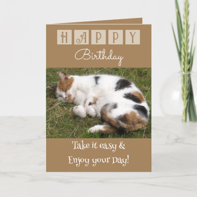 Grattis på födelsedagen tar lätt kattbrunt kort (Framsida)