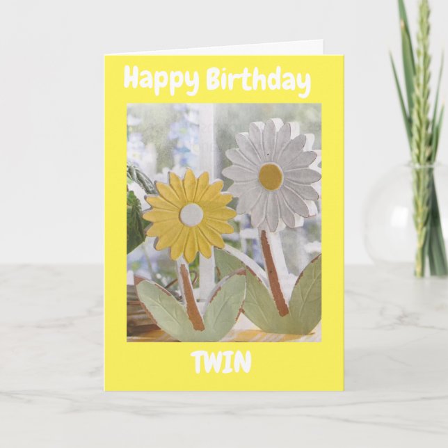 GRATTIS PÅ FÖDELSEDAGEN *TWIN* MED DAISY KORT (Framsida)
