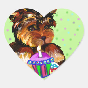 GRATTIS PÅ FÖDELSEDAGEN YORKIE POO HJÄRTFORMAT KLISTERMÄRKE