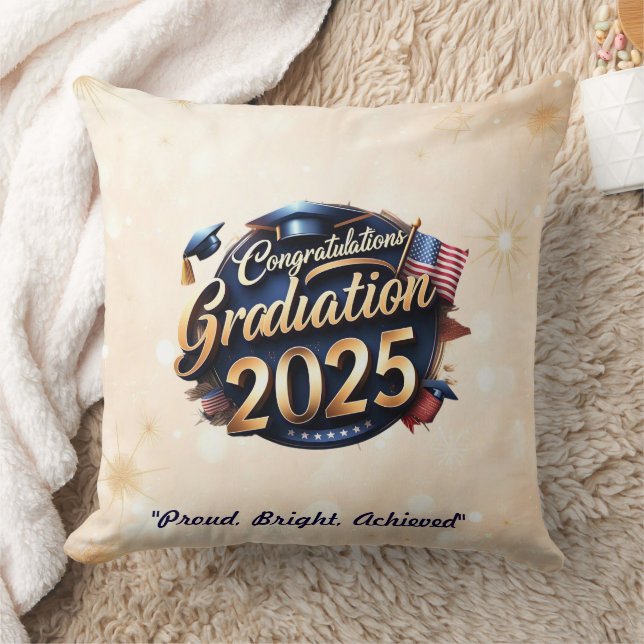 "Grattis Student 2025" Kudde (Filt)