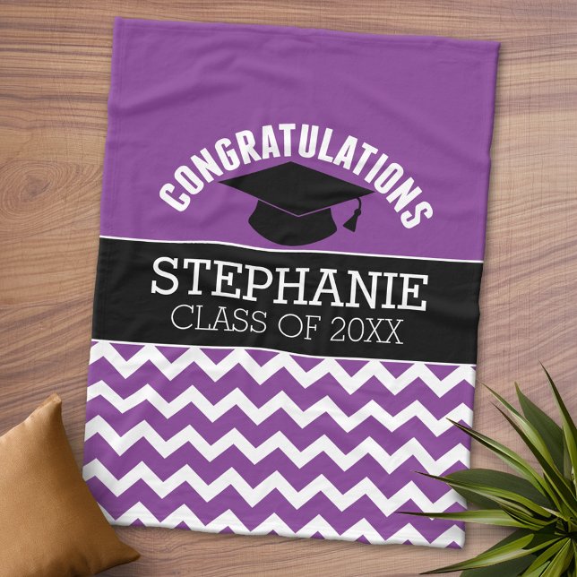Grattis Student - Lila Svarta Studenten Fleecefilt (Personalized Fleece Blanket - Add Photos and Text or Customize completely in advanced design area)