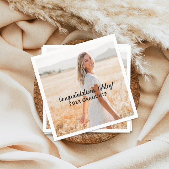 Grattisar 2025 Student Photo Studenten Pappersservett (Skapare uppladdad)