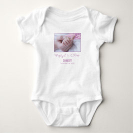 Grattisar för flickbaptism i Baby Personlig T Shirt