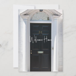 Grattisar Nytt kort för platta hälsningar i hemmet