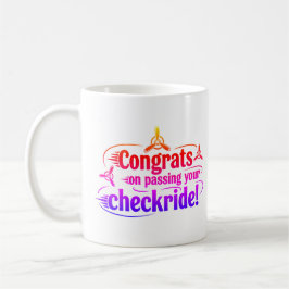 Gratulerar när du kör din checkbil! kaffe mugg! kaffemugg