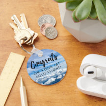 Gratulerar på den första nyckelkedjan för solo-fly