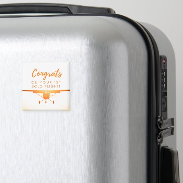 Gratulerar på din första Solo-flygning Magnet (In Situ (Luggage))