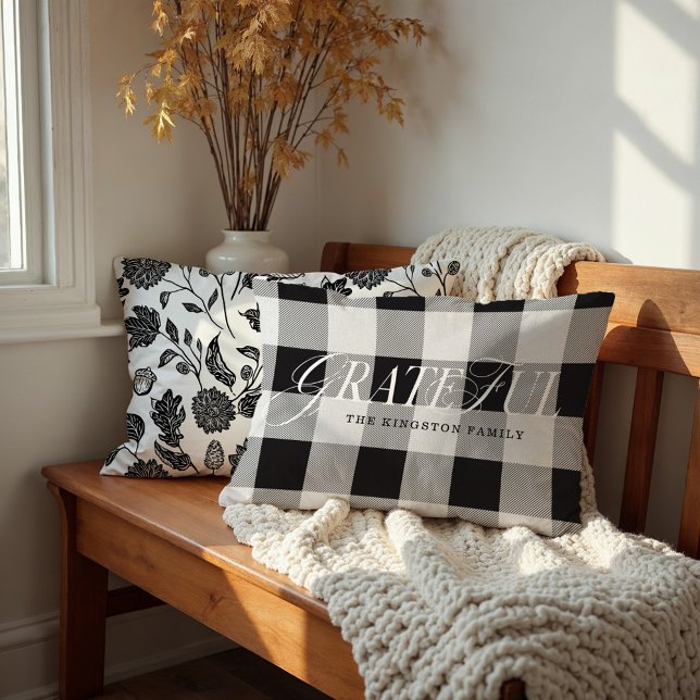 Gratully Family County Stil Black Play Fall Löv Lumbarkudde (Grateful Family County Style Black Plaid Fall Leaf Lumbar Pillow)