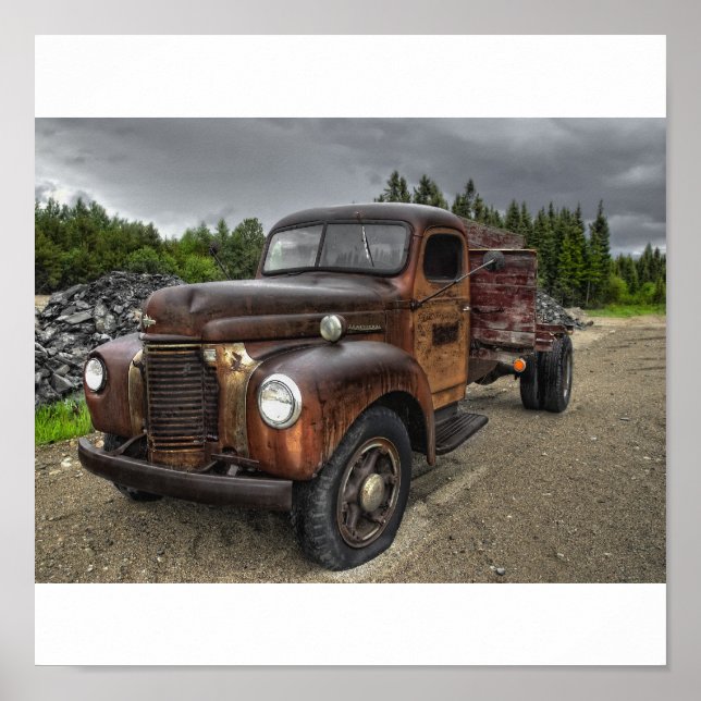 Gravel Pit Road Poster (Framsidan)