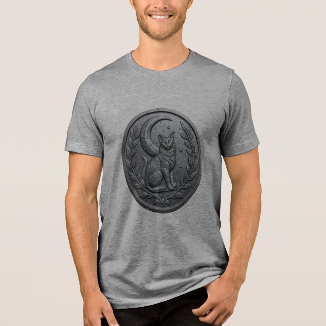 Graverad månkattmedaljong T-shirt (Framsida)