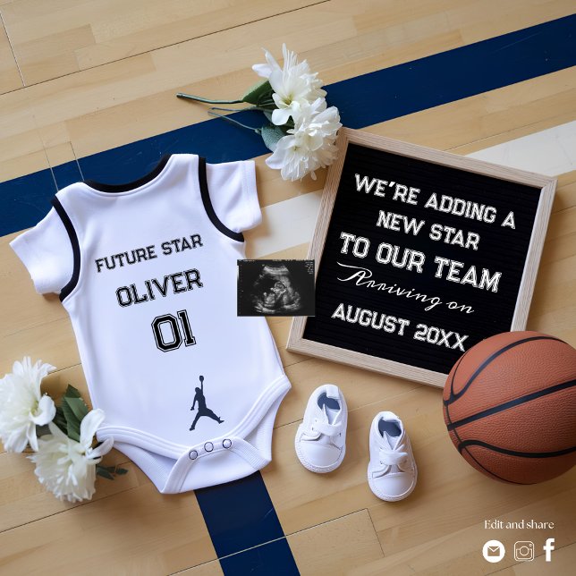 gravid av personlig basketboll inbjudningar (Skapare uppladdad)