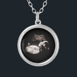 Gravid Baby Sonogram Ultrasound Photo Necklace Silverpläterat Halsband<br><div class="desc">Ultraljudsfoto Necklace med gravid Sonogram kan anpassas helt efter dina behov kostym. © Gorjo Designs. Gade åt dig via Zazzle-plattformen. // Obs! Fotot som används är endast en platshållarbild. Du måste byta ut det mot ett eget foto innan du beställer eller skriver ut det. Kontakta mig om du behöver hjälp...</div>