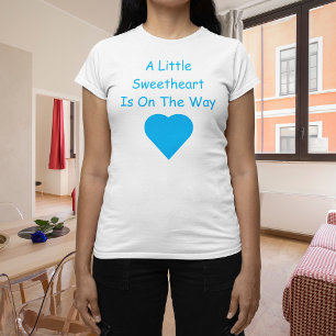 Gravid på den lilla hjärtans dag t shirt