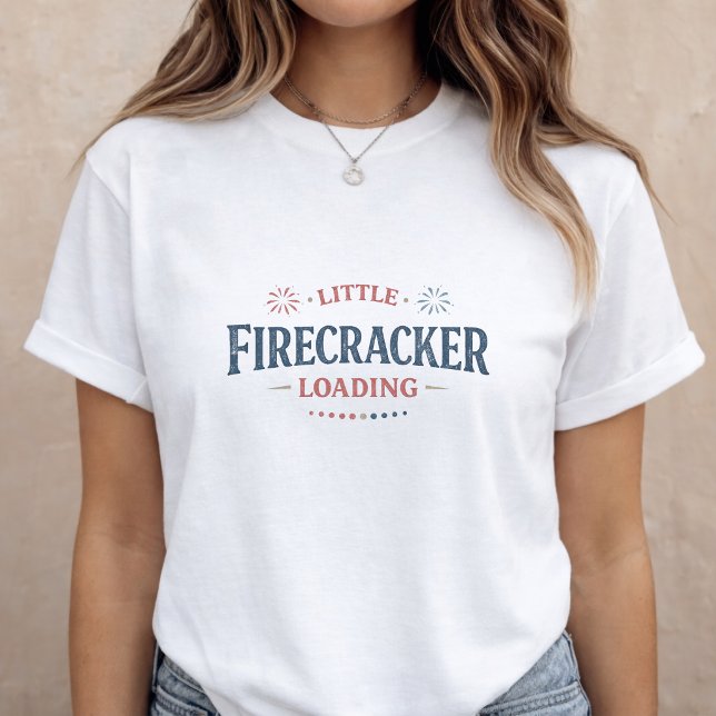 Graviditetsannonsering 4 juli blivande mamma t shirt (Skapare uppladdad)