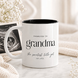 Graviditetspresent till mormor eller farmor Två-Tonad mugg