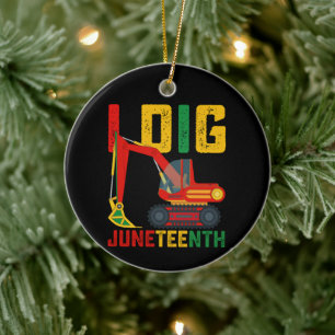 Grävmaskin jag gräver Juneteenth-barn Julgransprydnad Keramik