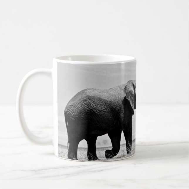 GRAYSCALE-FOTOGRAFI AV ELEFANT KAFFEMUGG (Vänster)