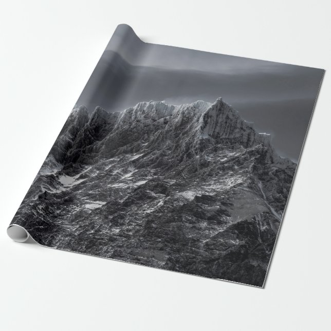 GRAYSCALE PHOTOGRAPHY OF MOUNTAIN PRESENTPAPPER (Utrullad)
