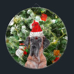Great dane med Julgran Gift Boxes Santa Hat Darttavla<br><div class="desc">En söt Great dane-hund som bär Red Santa Hat och som pockar framför vackert dekorerade Julgran,  med presentboxar snö,  nalle,  julprydnader. En perfekt på julen!</div>
