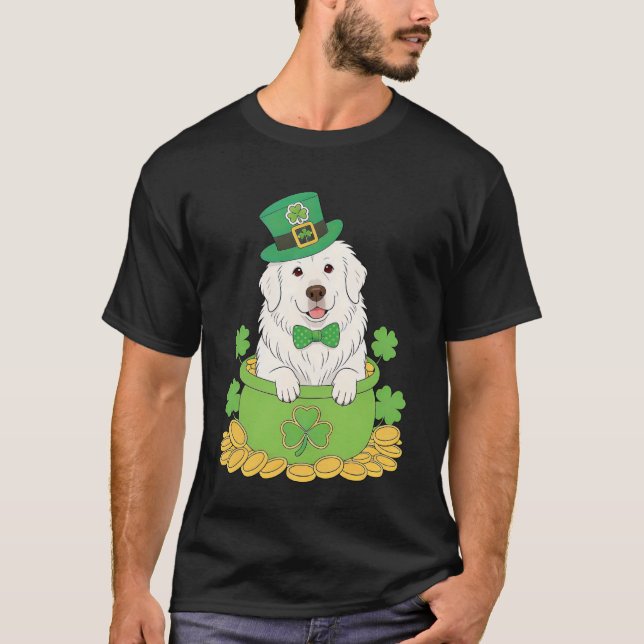 Great Pyrenees Hund St. Patricku2019s Dag Shamrock T Shirt (Framsida)